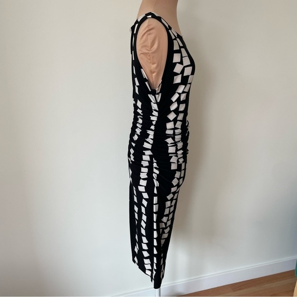 Norma Kamali KAMALIKULTURE Black White Floating Boxes Sleeveless Shirred Dress S - Picture 5 of 11